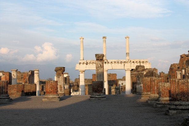Pompeii (2)