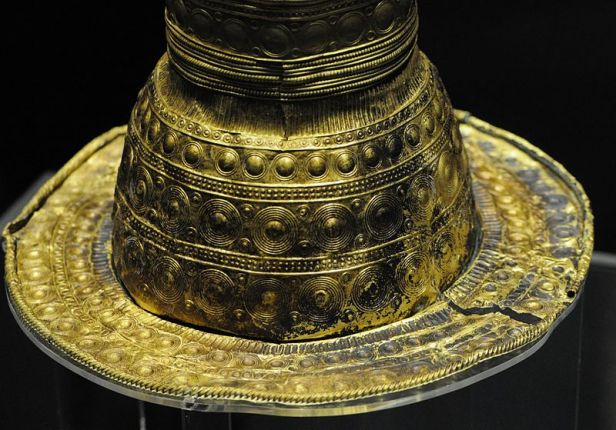 Berlin Gold Hat Detail Wikipedia Image
