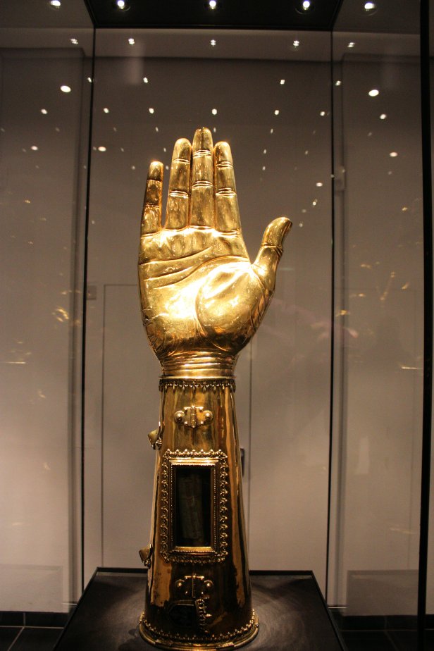Charlemagne's Wrist Bone