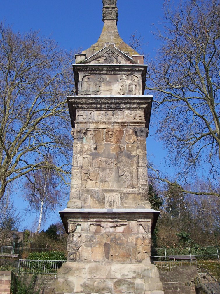 Igel Column Detail