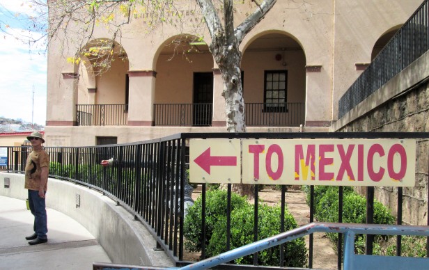 travel to nogales mexico